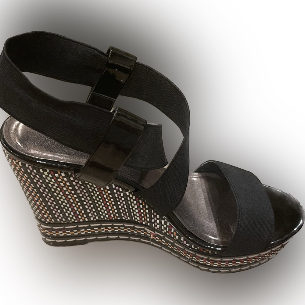 Charles David size 7.5 wedge sandals